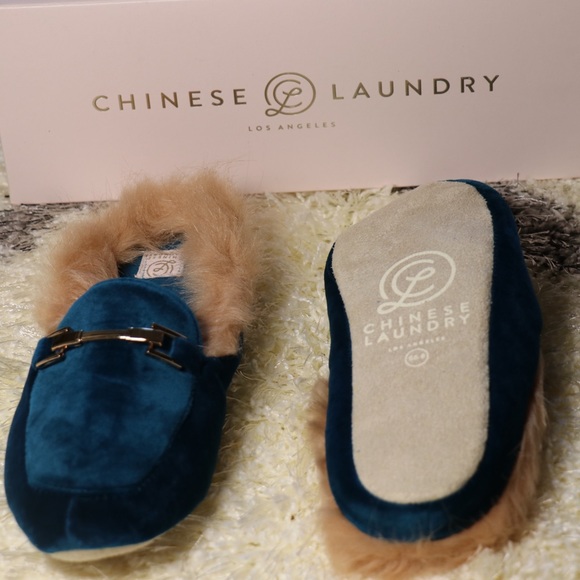 Blue - Picture 2 of 8